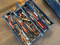 Gereedschapskist met inhoud - afbeelding 2 van  3