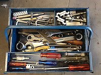 Gereedschapskist met inhoud - afbeelding 1 van  3