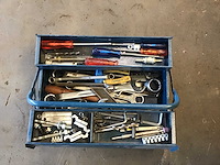 Gereedschapskist met inhoud - afbeelding 2 van  3