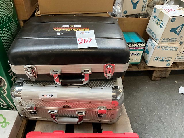 Gereedschapskoffer (2x) - afbeelding 2 van  6