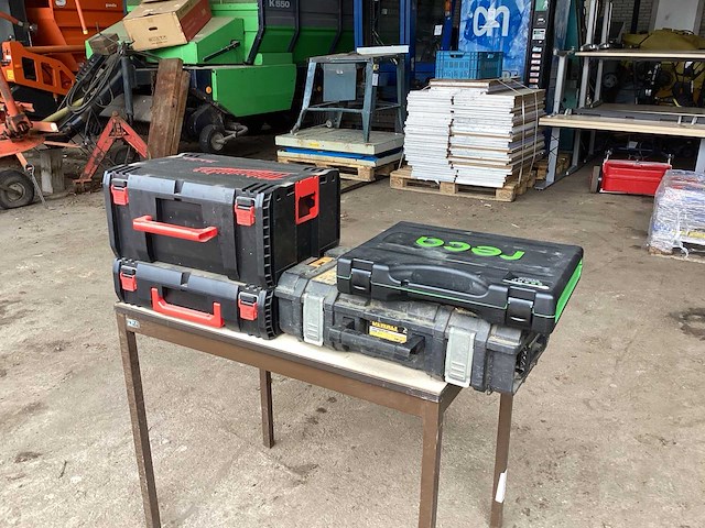 Gereedschapskoffer (4x) - afbeelding 1 van  6