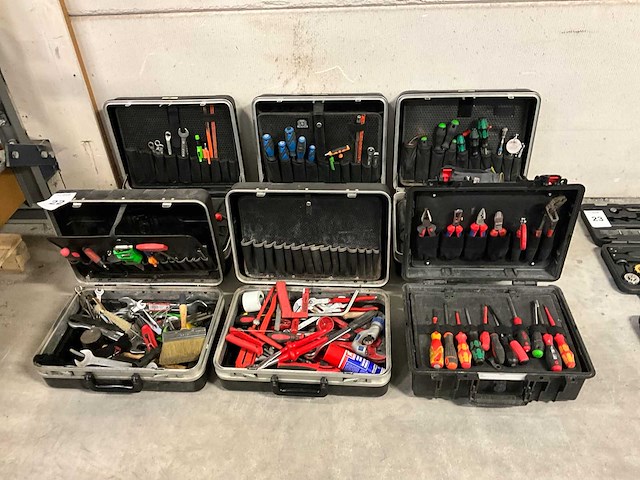 Gereedschapskoffer (6x) - afbeelding 1 van  3