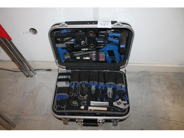 Gereedschapskoffer hbm met gereedschappen. - afbeelding 1 van  3