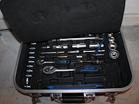 Gereedschapskoffer hbm met gereedschappen. - afbeelding 3 van  3