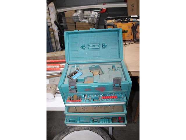 Gereedschapskoffer makita - afbeelding 2 van  2