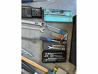 Gereedschapskoffer met gereedschap - afbeelding 6 van  7