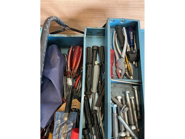 Gereedschapskoffer met inhoud - afbeelding 10 van  14