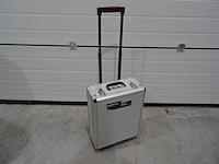 Gereedschapskoffer met inhoud - afbeelding 1 van  4