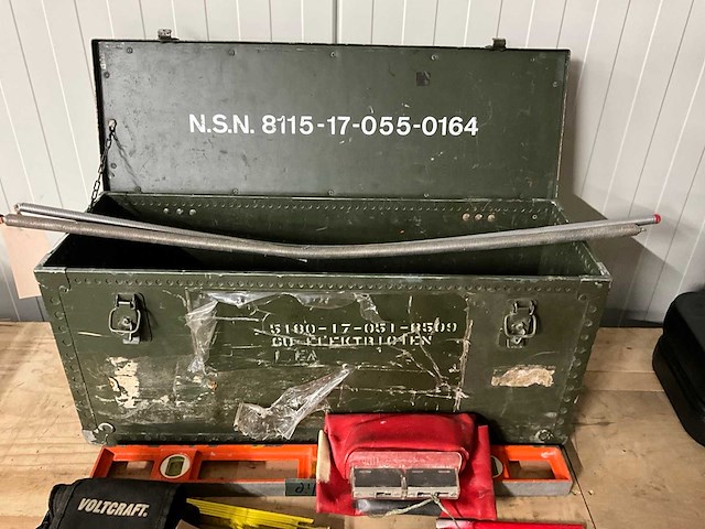 Gereedschapskoffer met inhoud - afbeelding 2 van  4