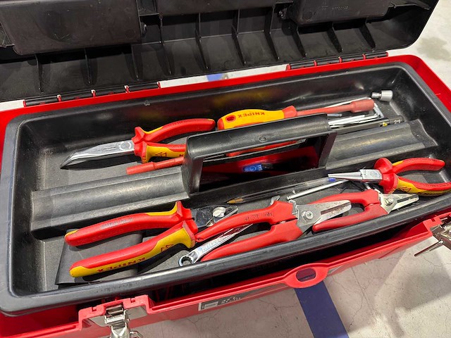 Gereedschapskoffer met inhoud - afbeelding 2 van  5