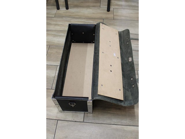 Gereedschapskoffer red grip. afmeting 60 x 21 x 21 cm. - afbeelding 2 van  2