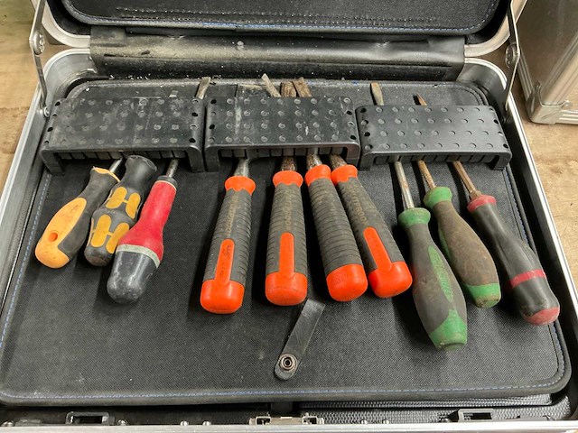 Gereedschapskoffer - afbeelding 2 van  3