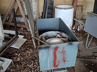 Gereedschapskruiwagen op luchtband matador - afbeelding 1 van  8