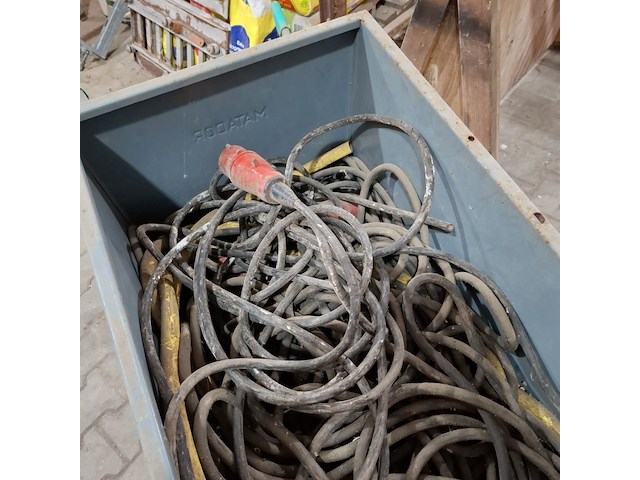 Gereedschapskruiwagen op luchtband matador - afbeelding 5 van  5