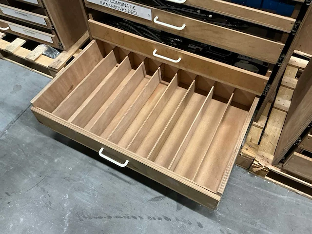 Gereedschapsladekast 99x58,5xh75cm - afbeelding 2 van  6