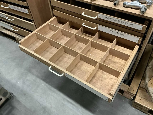 Gereedschapsladekast 99x58,5xh75cm - afbeelding 4 van  8
