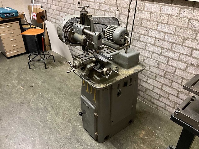 Gereedschapsslijpmachine - afbeelding 1 van  10