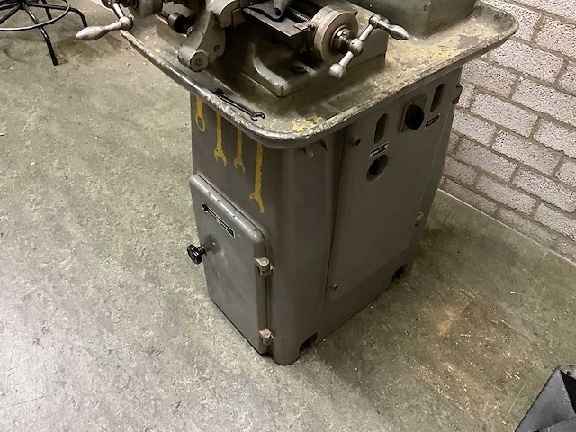 Gereedschapsslijpmachine - afbeelding 4 van  10