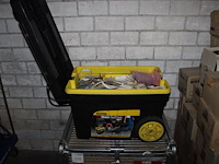 Gereedschapstrolley stanley mobile toolchest. 1 afsluitklem ontbreekt. - afbeelding 1 van  2