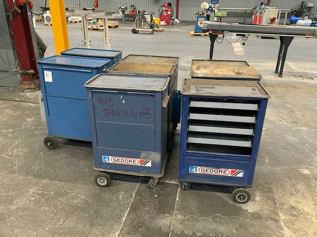 Gereedschapswagen (8x) - afbeelding 1 van  4