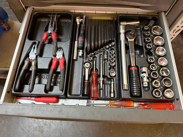 Gereedschapswagen en werkbank - afbeelding 5 van  22