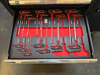 Gereedschapswagen en werkbank - afbeelding 18 van  22