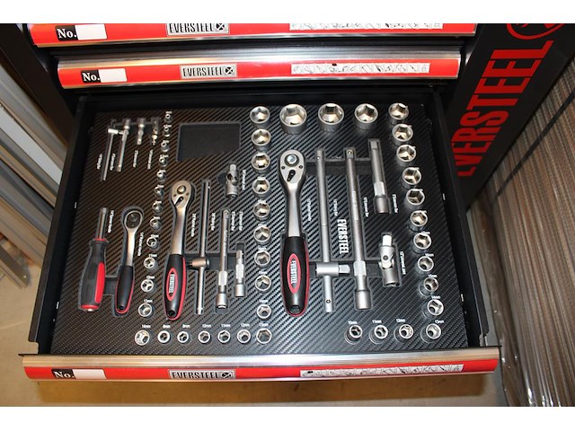 Gereedschapswagen eversteel gevuld met diverse gereedschap w.o. schroevendraaiers, doppenset, tangen, sleut... - afbeelding 6 van  8