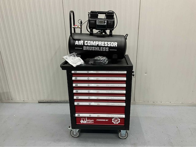 Gereedschapswagen gevuld en hogedrukcompressor 40 liter - ultra force equipment - afbeelding 33 van  37