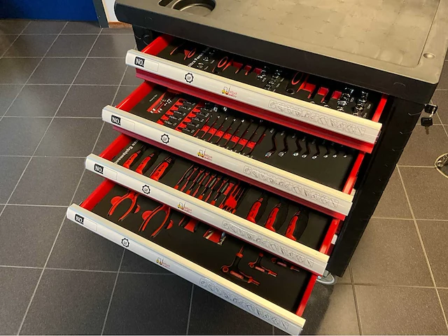 Gereedschapswagen gevuld en hogedrukcompressor 40 liter - ultra force equipment - afbeelding 8 van  38