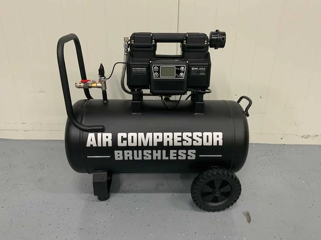 Gereedschapswagen gevuld en hogedrukcompressor 40 liter - ultra force equipment - afbeelding 27 van  38