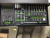 Gereedschapswagen gevuld - afbeelding 13 van  17