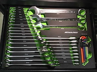 Gereedschapswagen gevuld - afbeelding 14 van  17