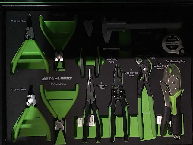 Gereedschapswagen gevuld - afbeelding 17 van  17