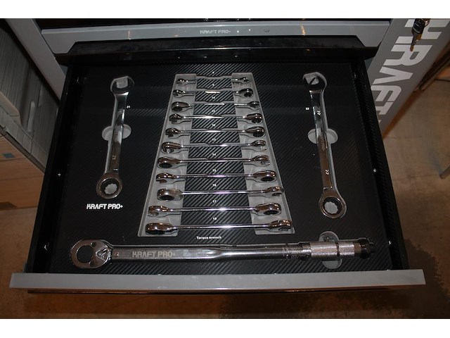 Gereedschapswagen kraft pro+ met 7 laden gevuld met gereedschappen. - afbeelding 4 van  8