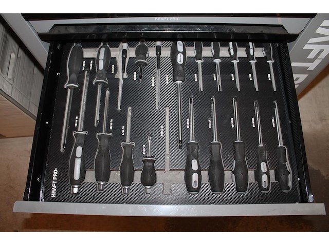 Gereedschapswagen kraft pro+ met 7 laden gevuld met gereedschappen. - afbeelding 5 van  8