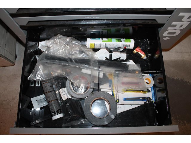 Gereedschapswagen kraft pro+ met 7 laden gevuld met gereedschappen. - afbeelding 8 van  8