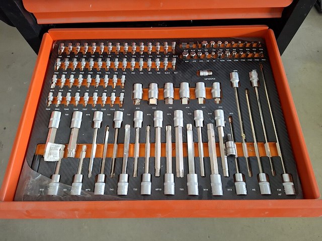 Gereedschapswagen met inhoud, clas b.line - afbeelding 7 van  12