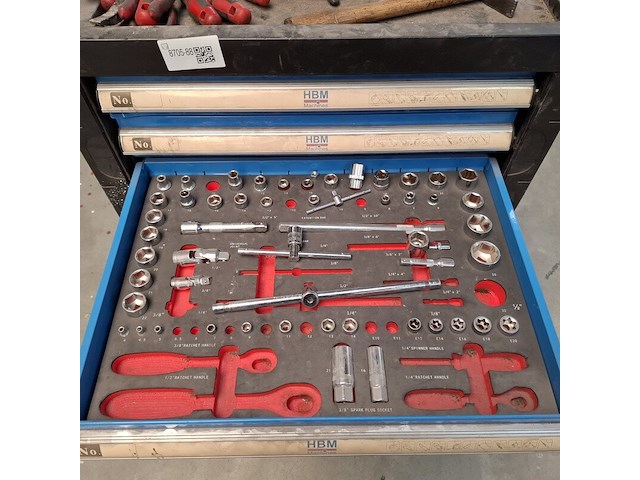 Gereedschapswagen met inhoud hbm - afbeelding 8 van  11