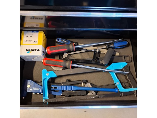 Gereedschapswagen met inhoud hbm - afbeelding 6 van  8