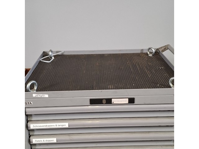 Gereedschapswagen met inhoud, lista - afbeelding 6 van  24