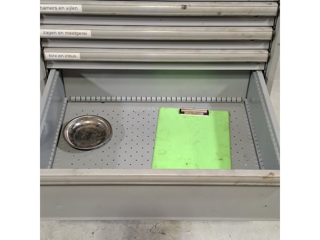 Gereedschapswagen met inhoud, lista - afbeelding 3 van  22