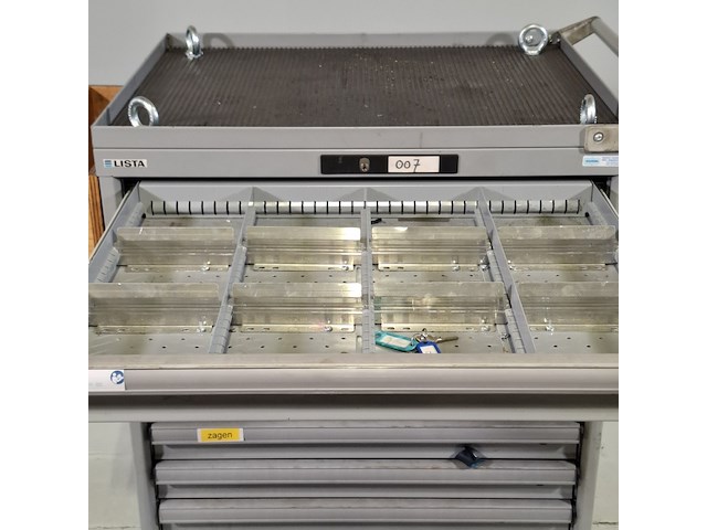 Gereedschapswagen met inhoud, lista - afbeelding 8 van  26