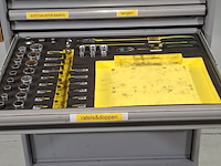 Gereedschapswagen met inhoud, lista - afbeelding 10 van  26