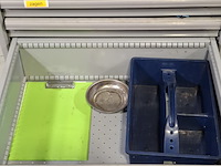 Gereedschapswagen met inhoud, lista - afbeelding 17 van  26