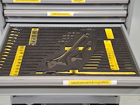 Gereedschapswagen met inhoud, lista - afbeelding 23 van  26