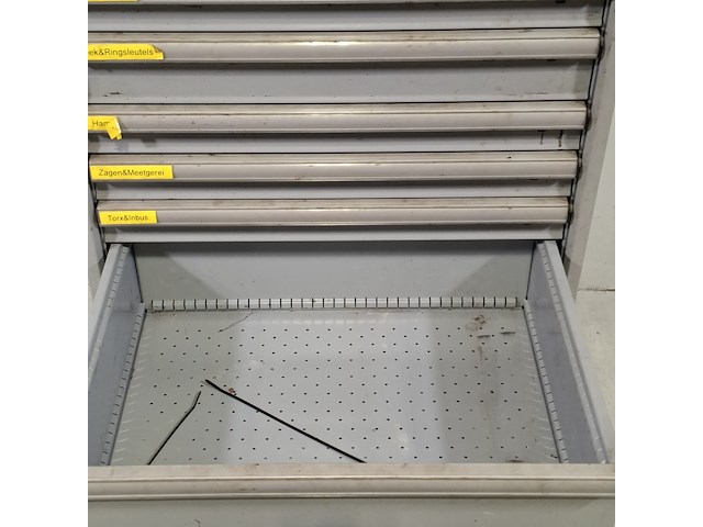 Gereedschapswagen met inhoud, lista - afbeelding 2 van  22