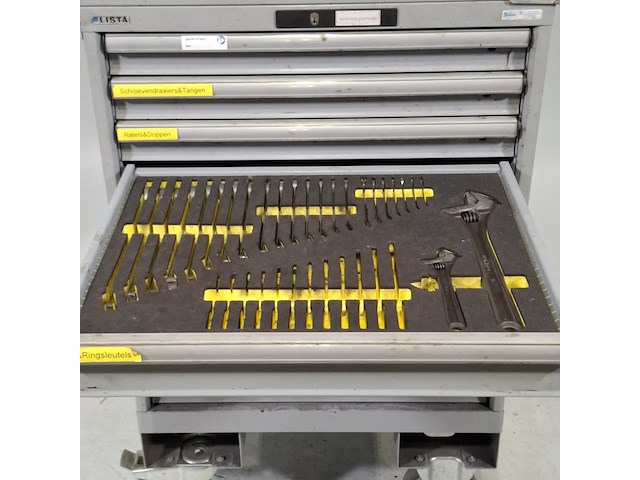 Gereedschapswagen met inhoud, lista - afbeelding 8 van  22