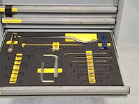 Gereedschapswagen met inhoud, lista - afbeelding 11 van  20