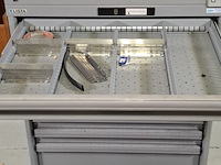 Gereedschapswagen met inhoud, lista - afbeelding 18 van  24