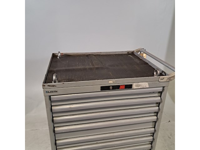 Gereedschapswagen met inhoud, lista - afbeelding 2 van  11